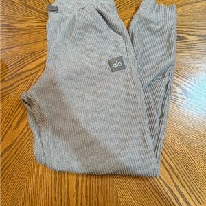 ALO Yoga Muse Joggers